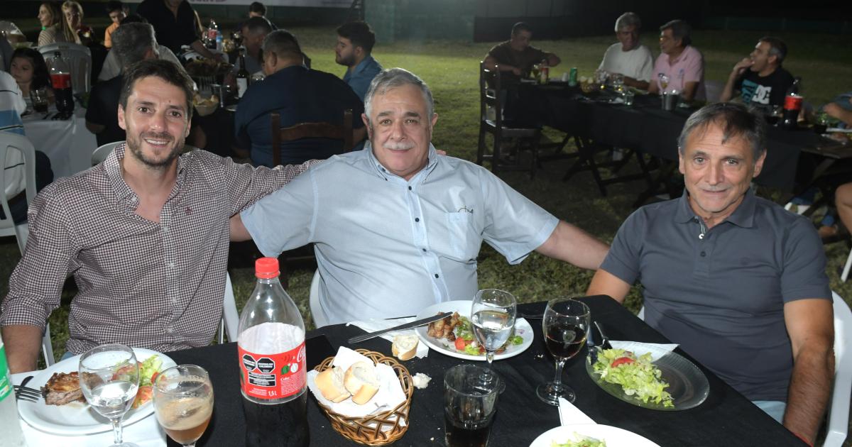 CENA DE GALA EN EL CLUB DE CAZADORES