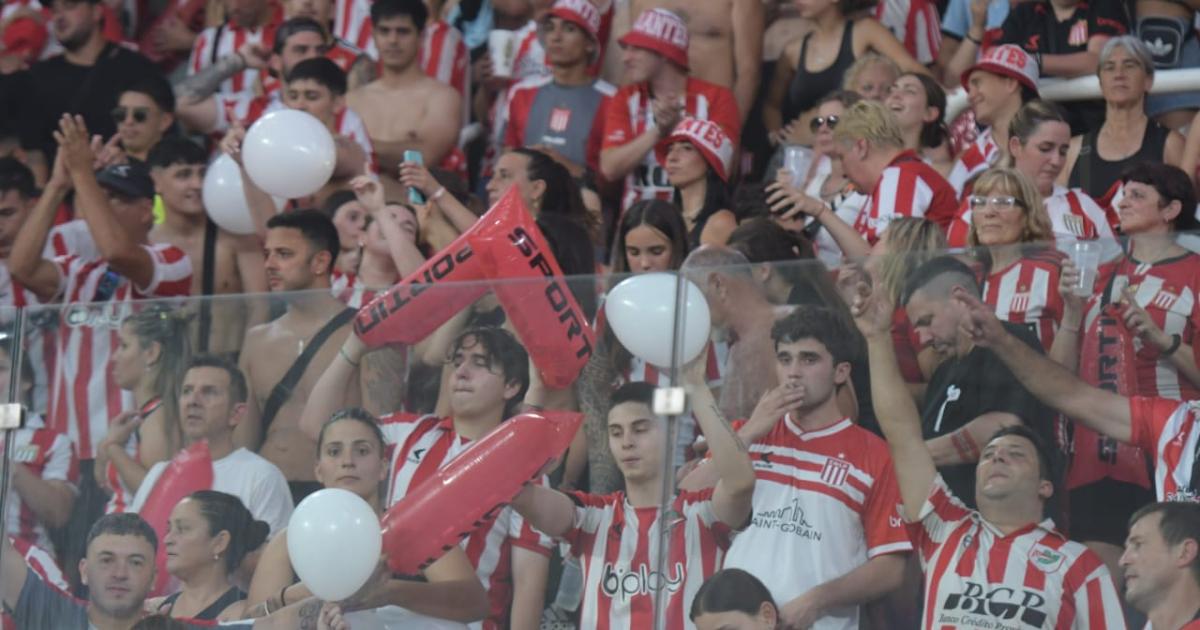 El Madre de Ciudades empieza a latir- ya ingresan los hinchas para la final
