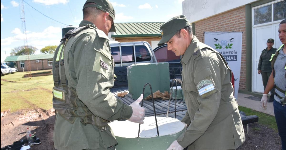 En Monte Quemado atropelloacute a dos gendarmes porque llevaba casi 100 kilos de cocaiacutena