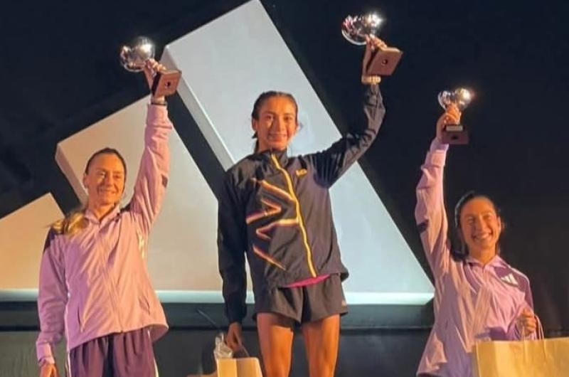 Neacutelida Pentildeaflor llevoacute a Santiago a lo maacutes alto del podio en Buenos Aires