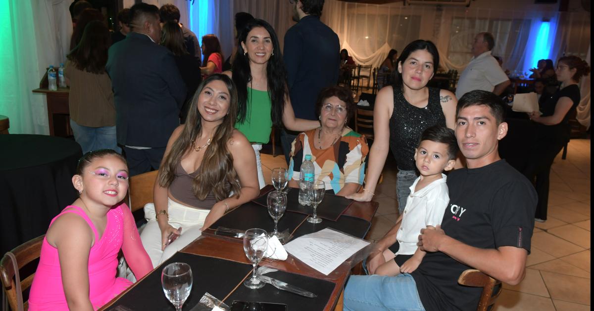 ENTREGA DE PREMIOS PERSONAJES DEL ANtildeO