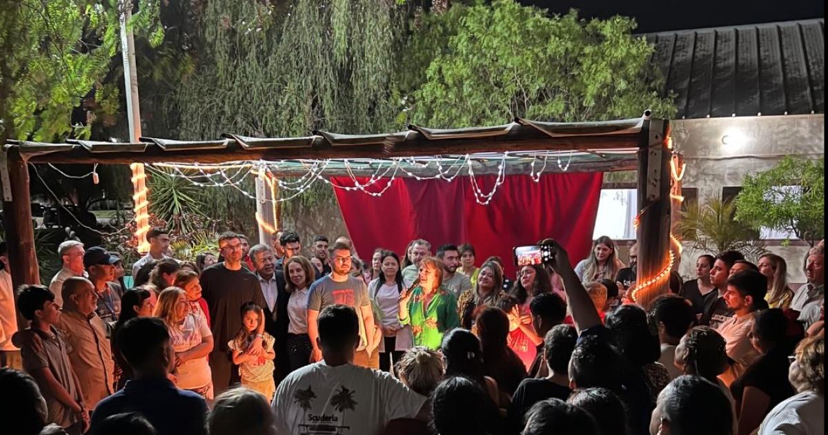 En la Fundacioacuten Nocka Munayki se realizoacute la Cena de las Familias