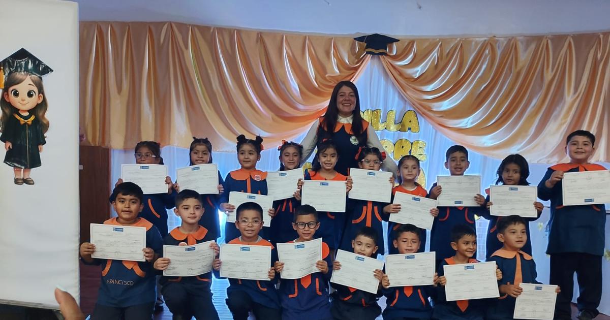 Importante accioacuten de servicio con los jardines de infantes santiaguentildeos