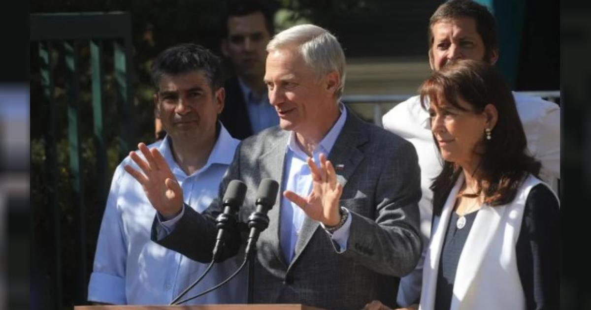 Encuentro en Argentina- Milei recibiraacute a Joseacute Antonio Kast presidente electo chileno