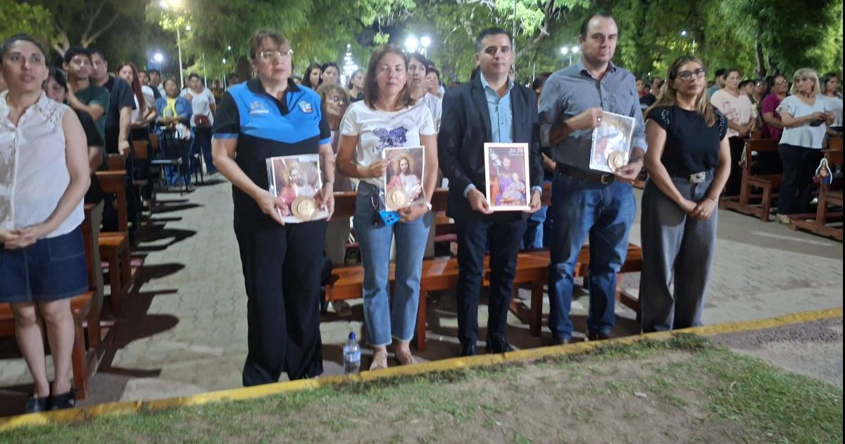 Los Juriacutees se consagroacute al Sagrado Corazoacuten de Jesuacutes en un acto de fe