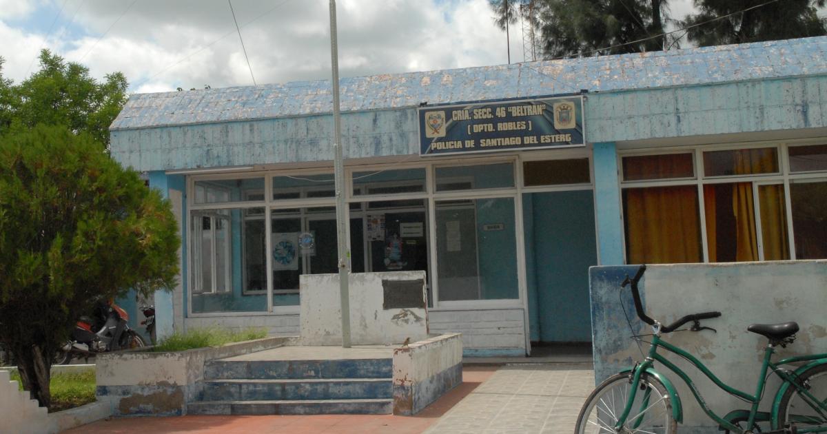 Golpeoacute a su pareja embarazada de 5 meses y la atoacute a la cama