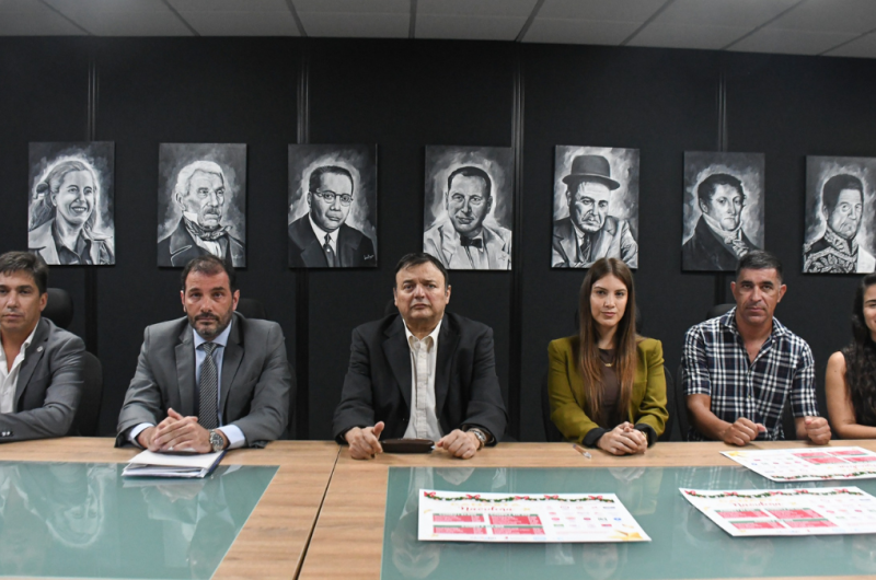 El Gobierno de la provincia lanzoacute la Canasta Navidentildea santiaguentildea