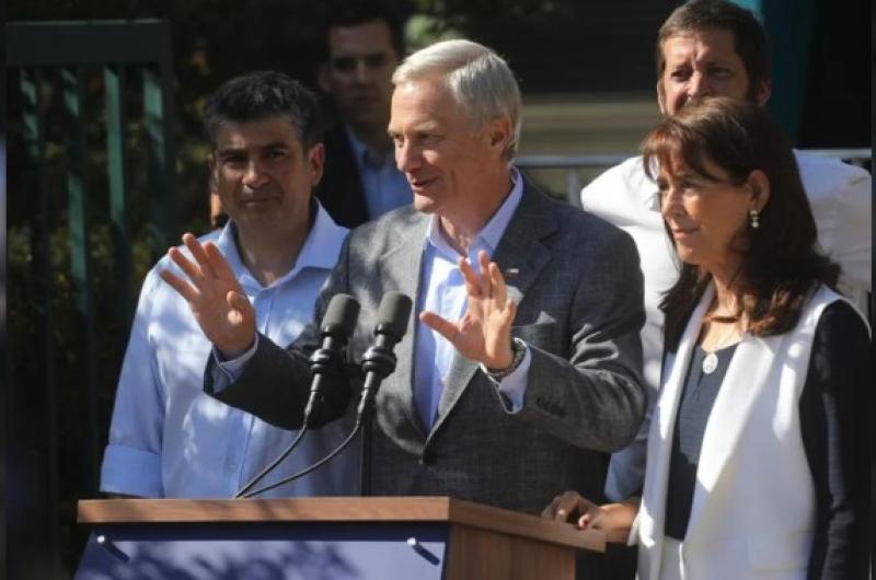 Encuentro en Argentina- Milei recibiraacute a Joseacute Antonio Kast presidente electo chileno