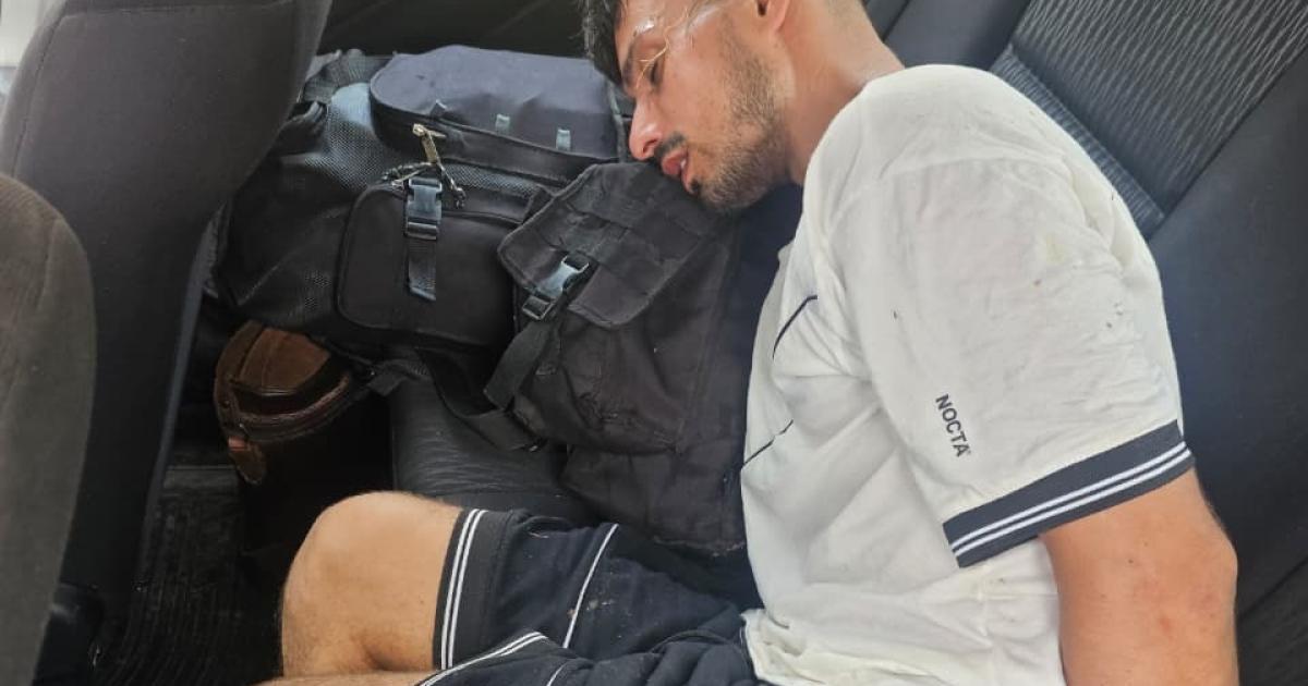 NARCO INDAGADO Tras una fuga violenta el detenido fue trasladado al Juzgado Federal de Santiago