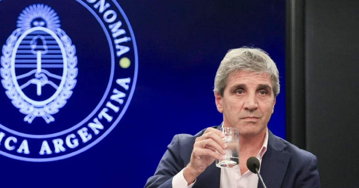 El Gobierno cerroacute noviembre con superaacutevit financiero y ratificoacute el ancla fiscal