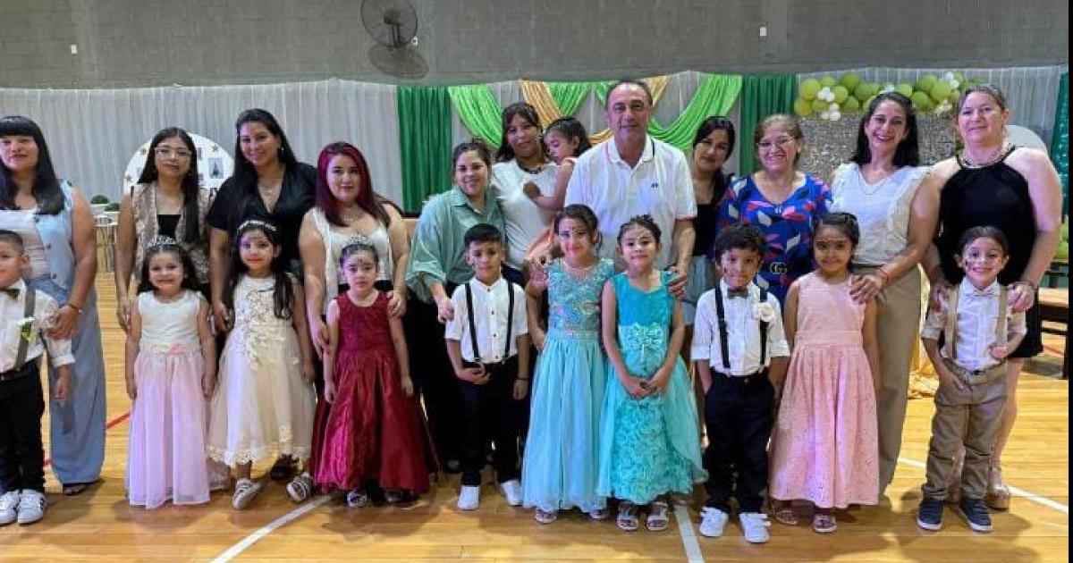 Emotivo cierre del ciclo lectivo 2025 del Jardiacuten Nordm 18 de Estacioacuten Simbolar