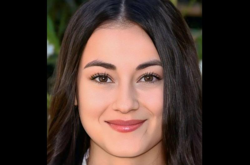 Hija de un santiaguentildeo aspira al cetro Guaymalleacuten Vendimia