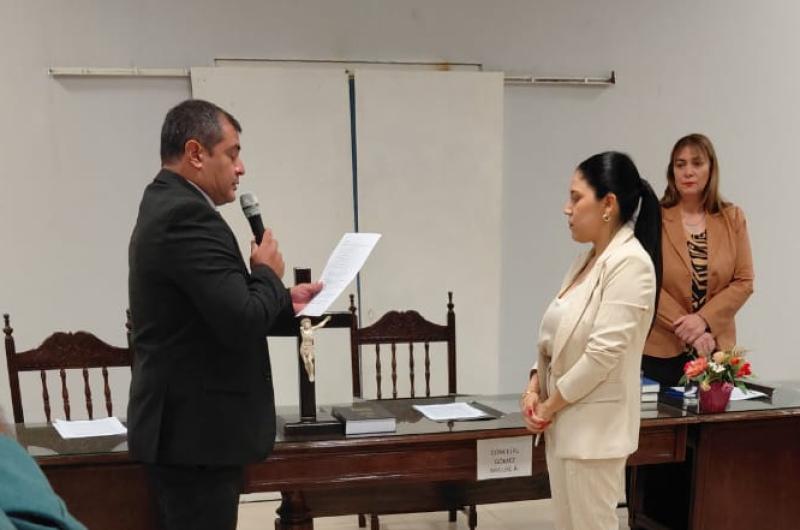 Gladis Iturre asumioacute como nueva intendente de Fernaacutendez