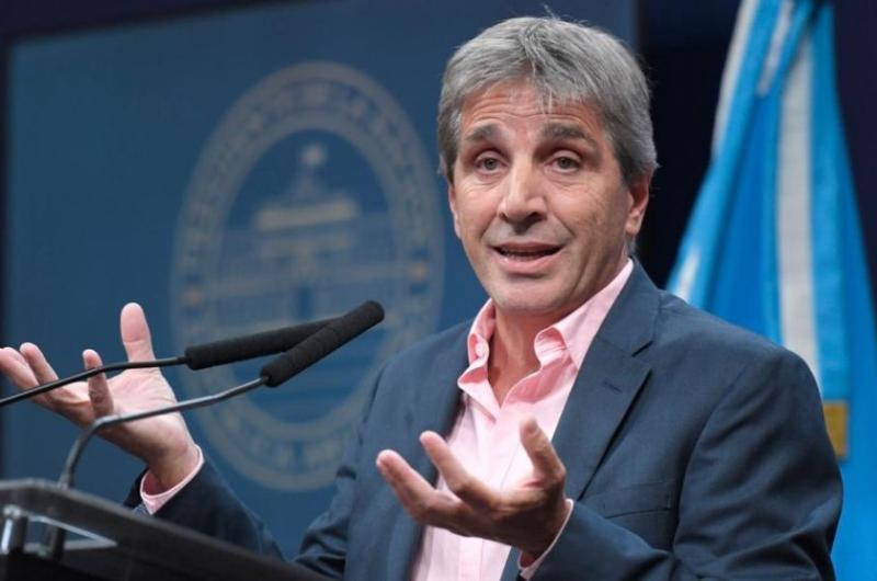 Luis Caputo defendioacute las nuevas medidas econoacutemicas y aseguroacute que las bandas cambiarias ganaron credibilidad