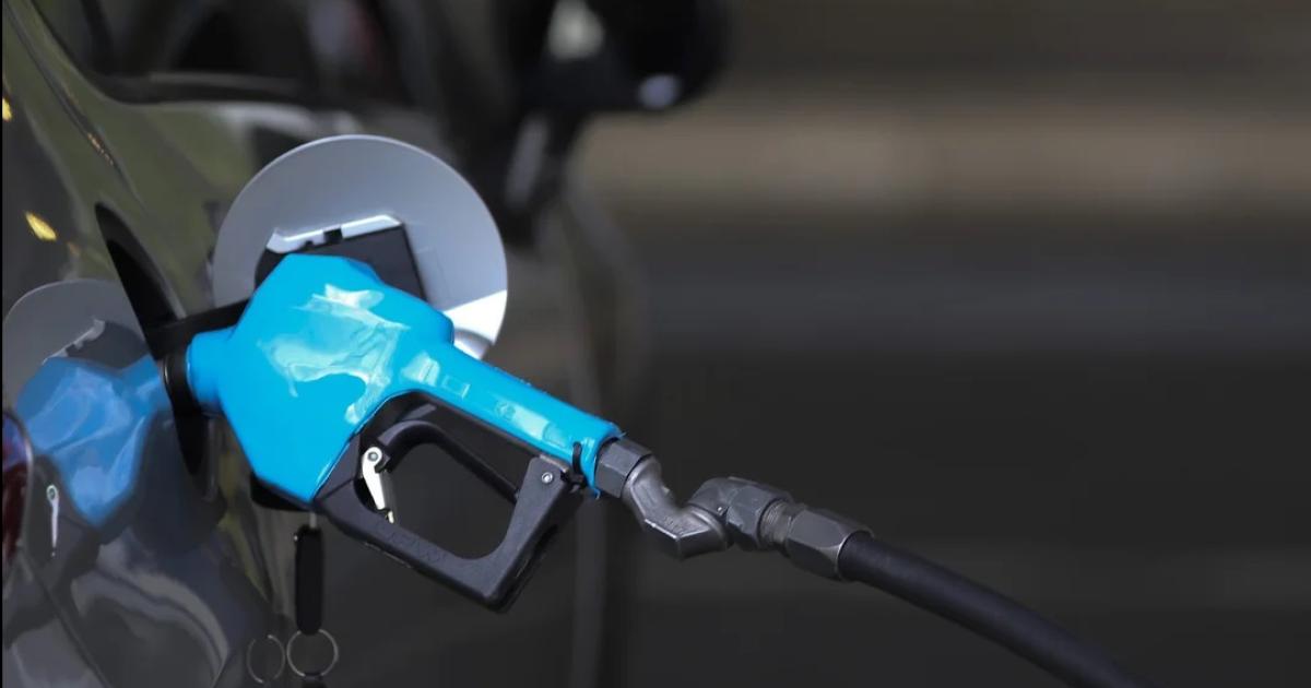 Estaciones de servicio- coacutemo funcionaraacuten durante Navidad y Antildeo Nuevo