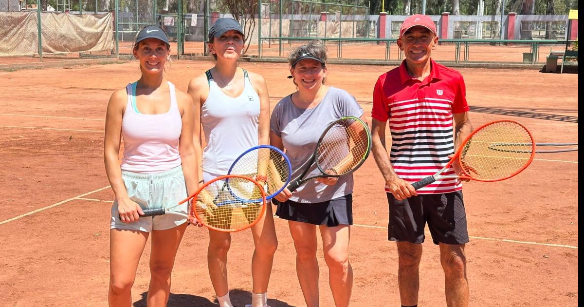 Saque inicial para el Torneo Aniversario de tenis 110 antildeos del Lawn Tennis