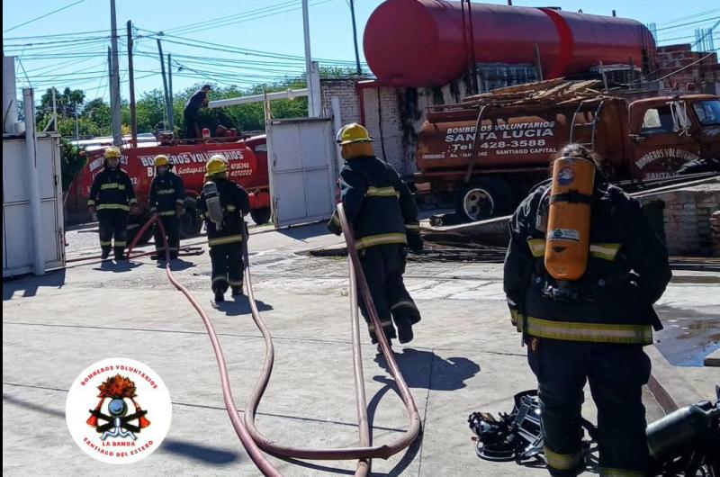 Bomberos voluntarios finalizaron las praacutecticas profesionalizantes 2025