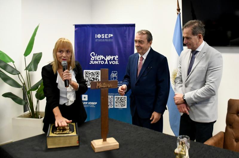 Graciela Muratore de Corona asumioacute como nueva presidenta del IOSEP