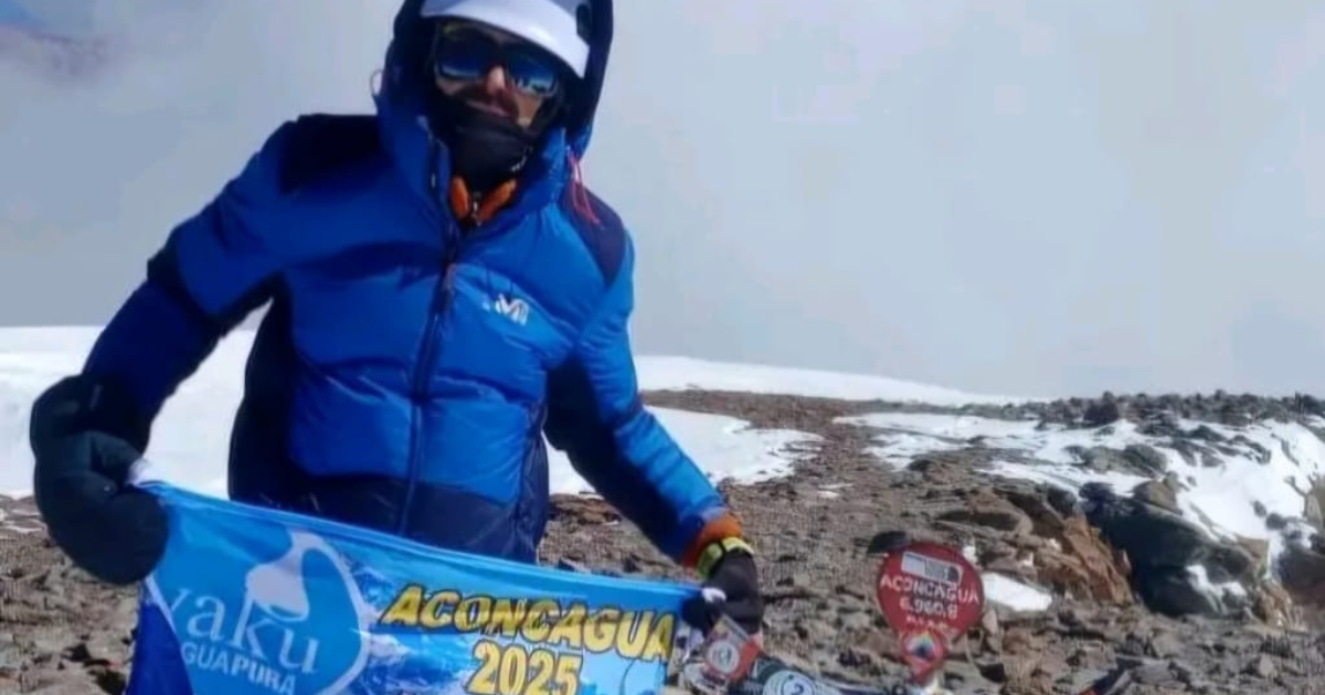 Loreto en lo maacutes alto- Maximiliano Marcone conquistoacute la cumbre del Aconcagua