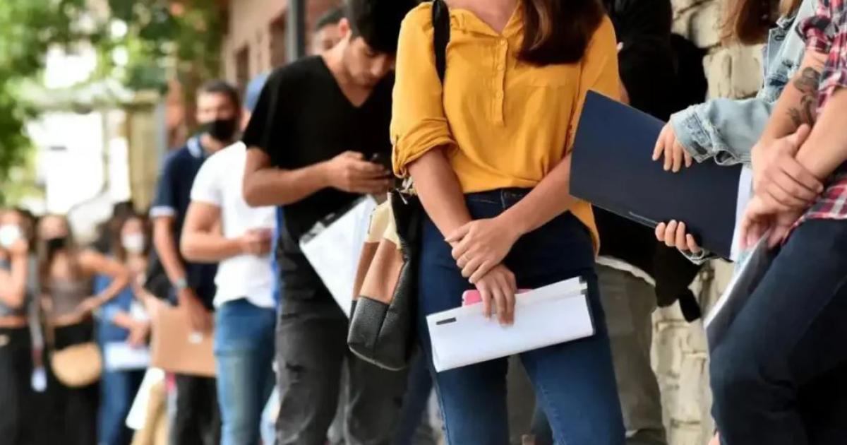 El desempleo descendioacute al 66-en-porciento- en el tercer trimestre con maacutes empleo informal