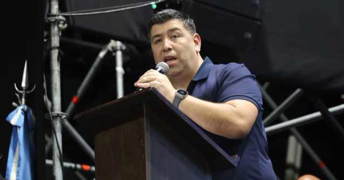 Cristian Jeroacutenimo- iquestDoacutende estaacute la lluvia de doacutelares Este modelo ya fracasoacute