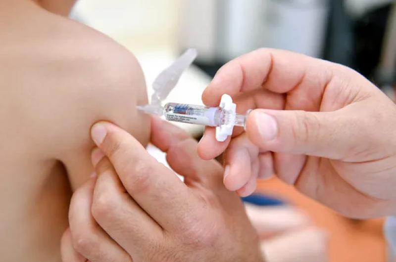 Cambios en la AUH- el Gobierno ya no pediraacute vacunas obligatorias de los 5 antildeos para cobrar el complemento