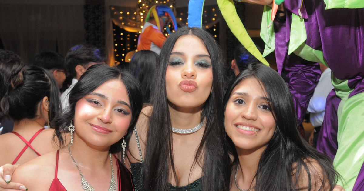 EGRESO DEL COLEGIO DOROTEAS