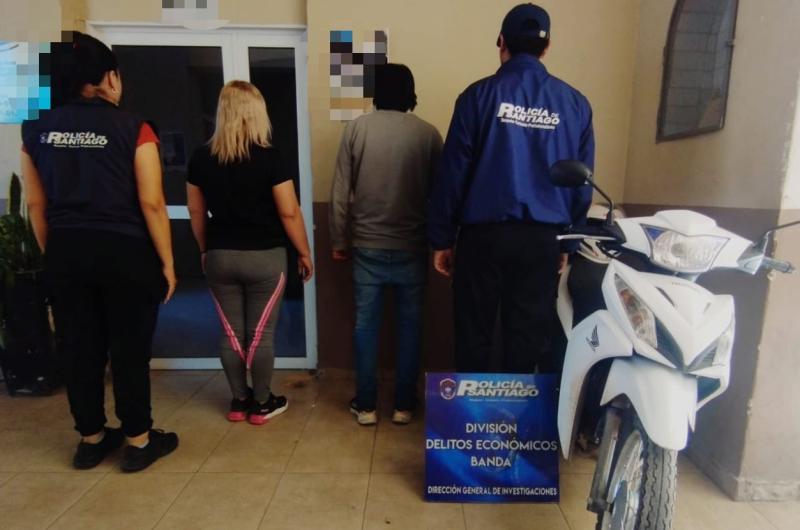 Una pareja terminoacute presa acusada de estafar a comerciantes 