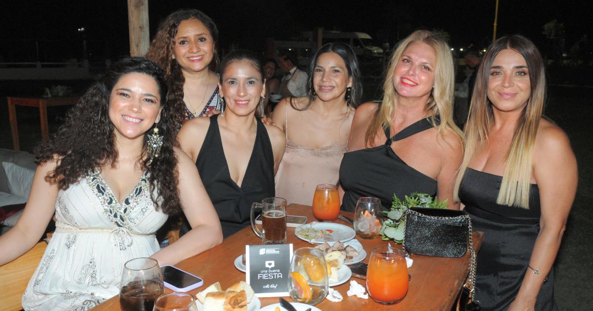 LOS CONTADORES CELEBRARON SU DIacuteA