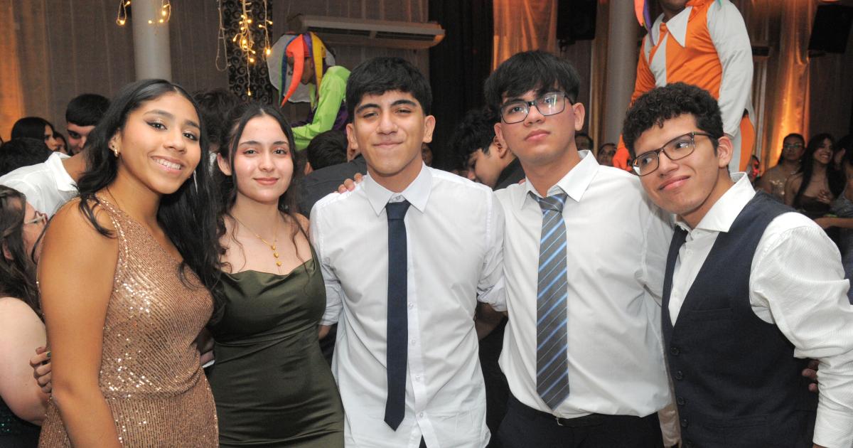 EGRESO DEL COLEGIO DOROTEAS