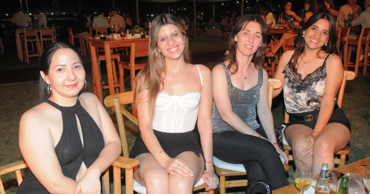 LOS CONTADORES CELEBRARON SU DIacuteA