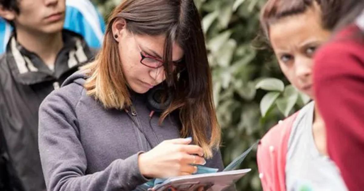 Seguacuten INDEC aumentoacute el trabajo en negro durante el uacuteltimo trimestre de 2025