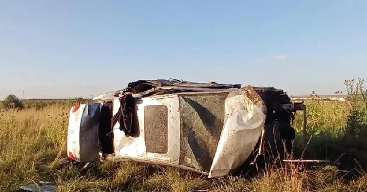 Tragedia en la ruta- una joven mamaacute murioacute y sus dos hijos resultaron heridos por el vuelco de un auto