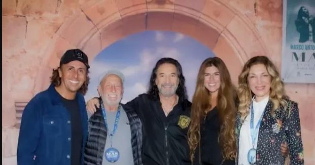 Loly Antoniale se volvioacute viral por una foto junto a su marido muy parecido a Gustavo Bermuacutedez