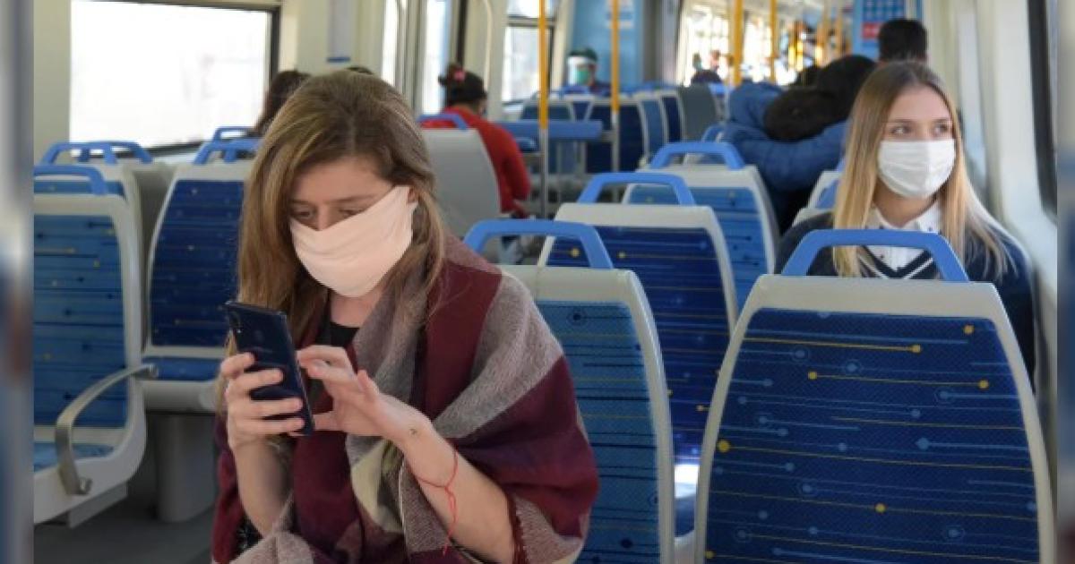 Gente con barbijo Foto- Agencia NA (archivo)