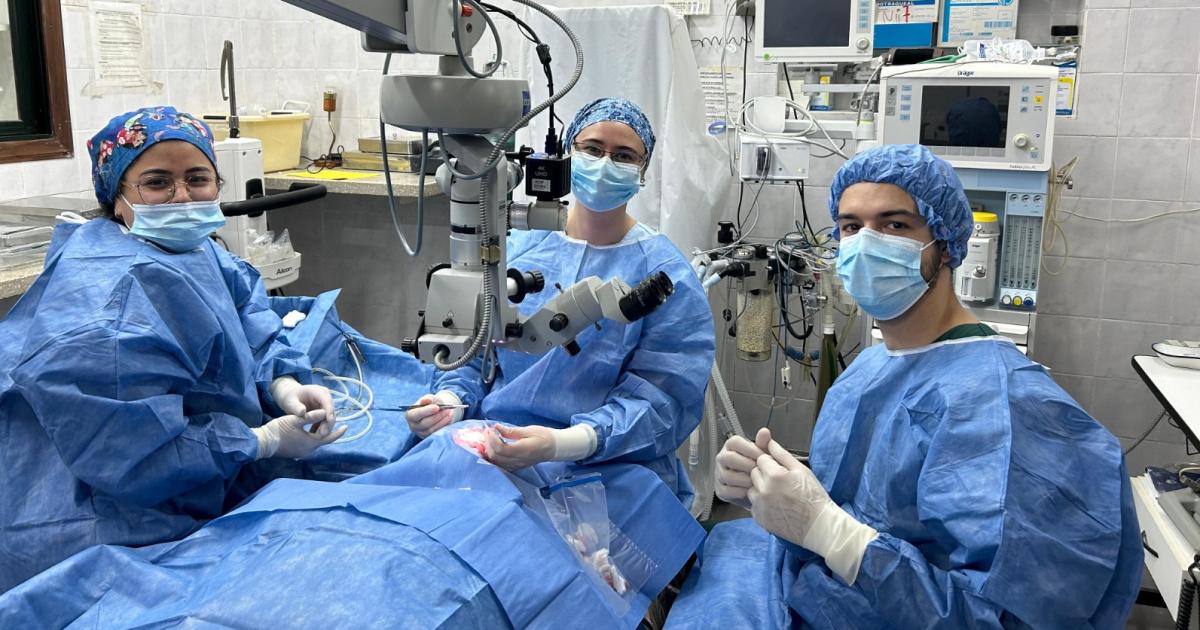 (EL LIBERAL reunió al doctor Javier Rosas director de este centro asistencial y a la doctora Carolina Ciancia)