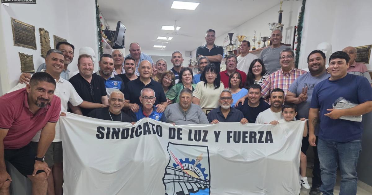 Joseacute Goacutemez fue reelecto al frente de Luz y Fuerza Santiago del Estero