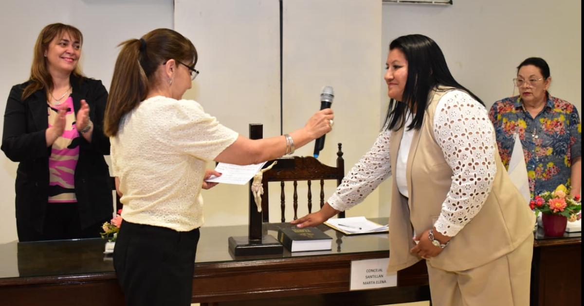 Karina Lastra juroacute como concejal en reemplazo de la CPN Yanina Iturre