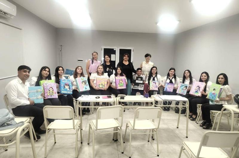 Riacuteo Hondo y Jimeacutenez tienen profesionales de Educacioacuten Tecnoloacutegica