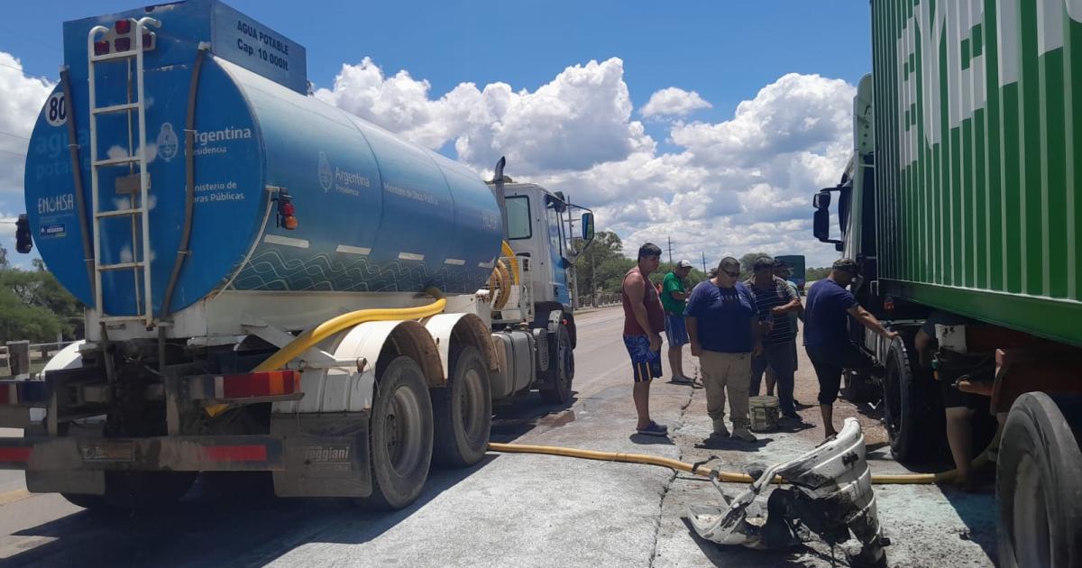 Incendio en un camioacuten en interseccioacuten de rutas 34 y 92