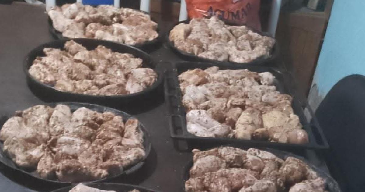 Puentes Solidarios y Corazones Solidarios preparan la Cena Navidentildea en La Banda