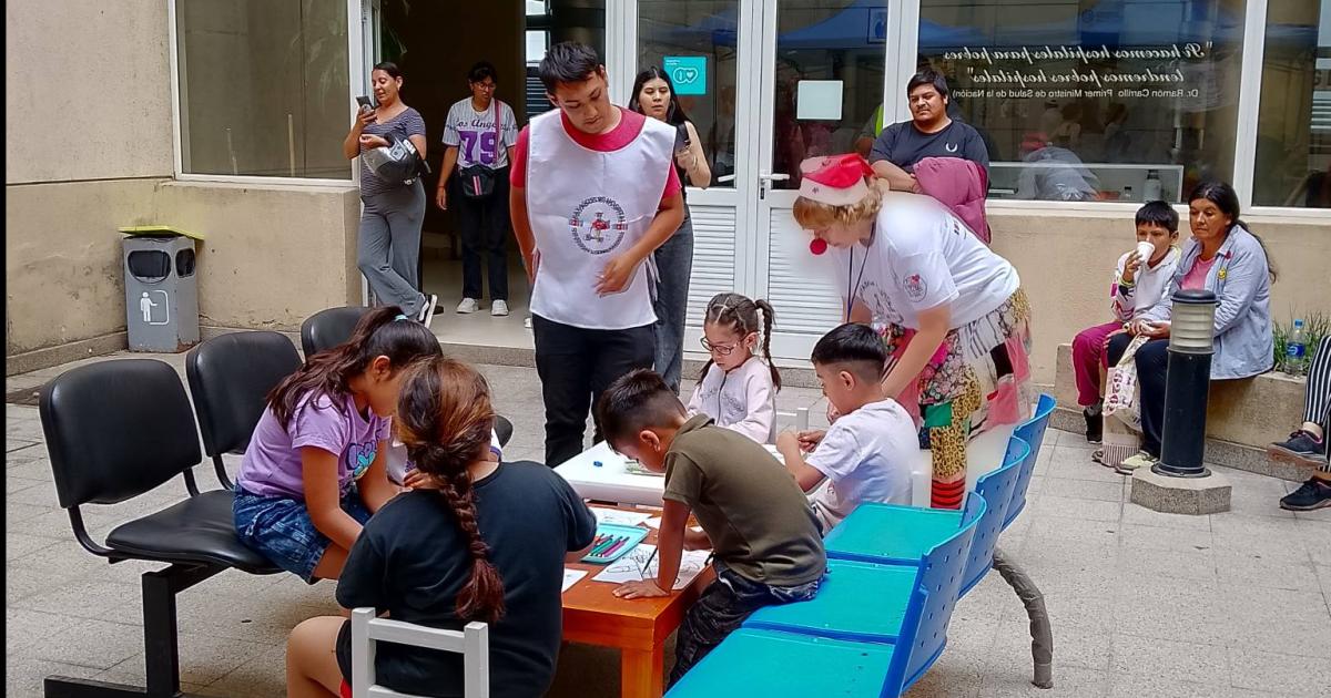 Una Navidad para todos llevoacute alegriacutea y amor al CIS Banda