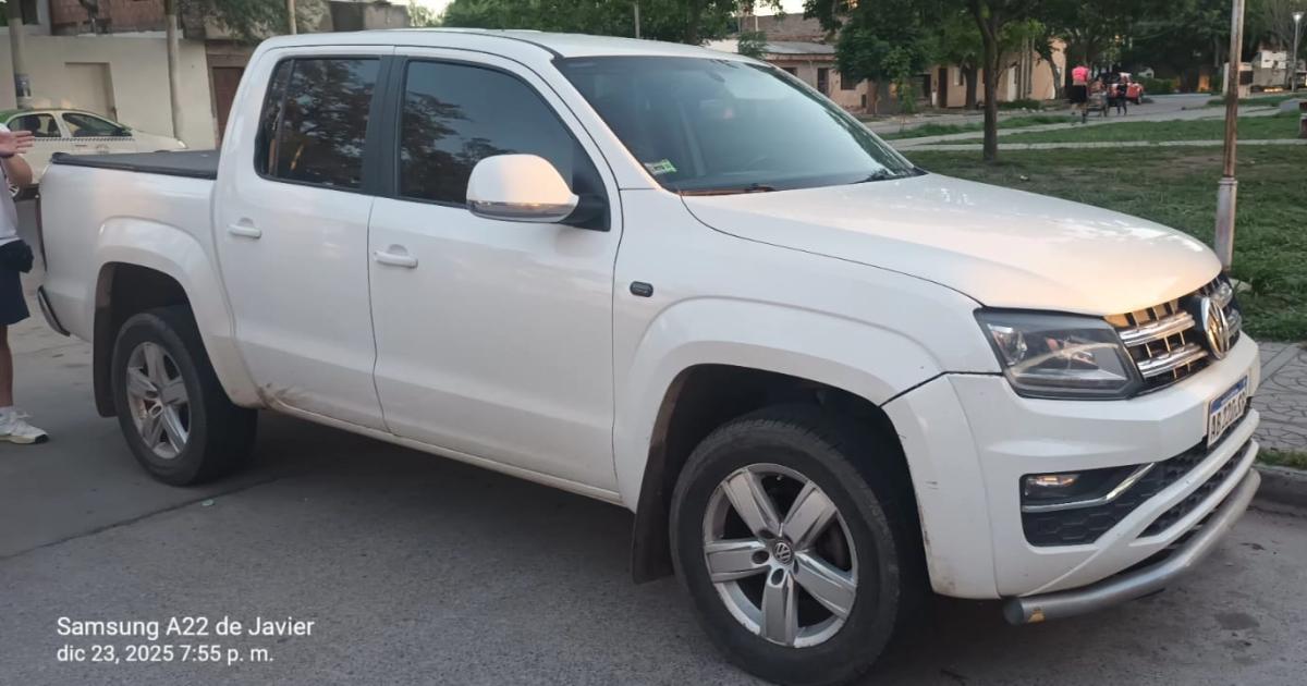 Dantildean la camioneta de un abogado para robarle 600000 y documentacioacuten de un vehiacuteculo