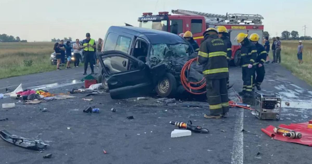 Dos muertos y una menor herida grave tras un choque entre camionetas en la Ruta 3