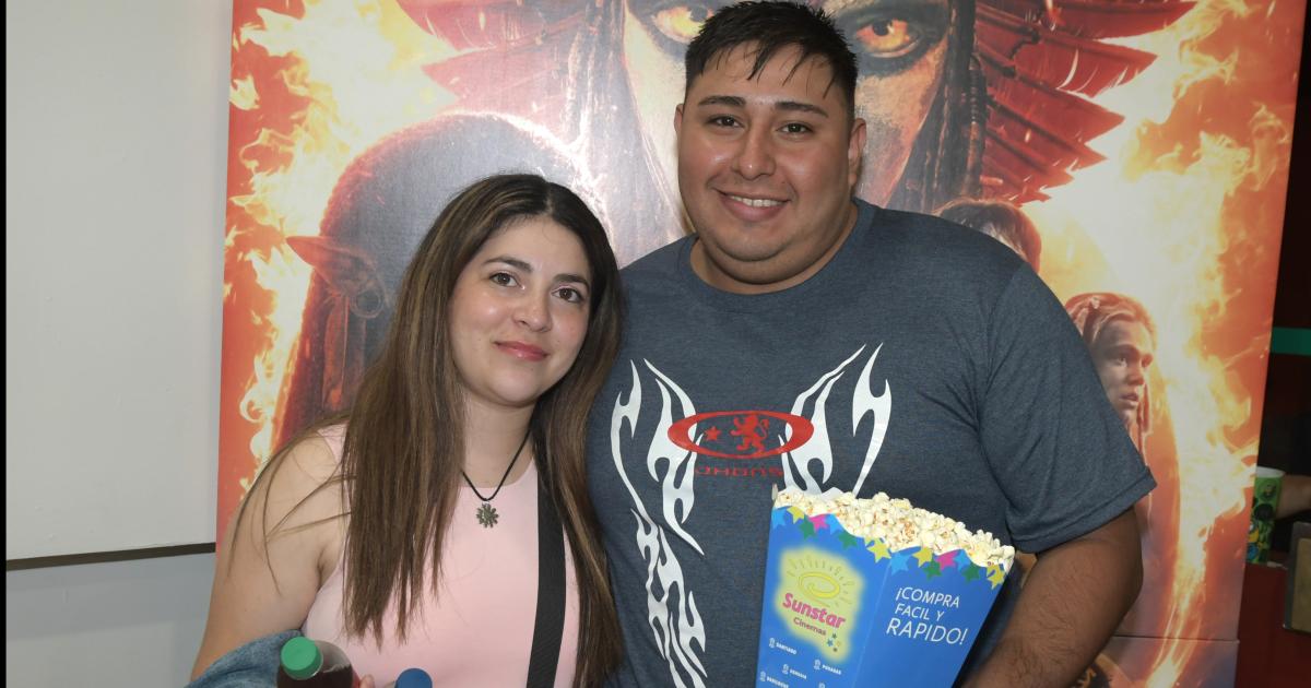 NOCHES DE PELIacuteCULA EN SANTIAGO