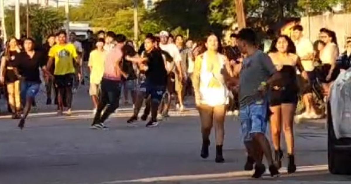 Disturbios botellazo y un detenido en una gresca en un boliche- menores armados y policiacutea herido