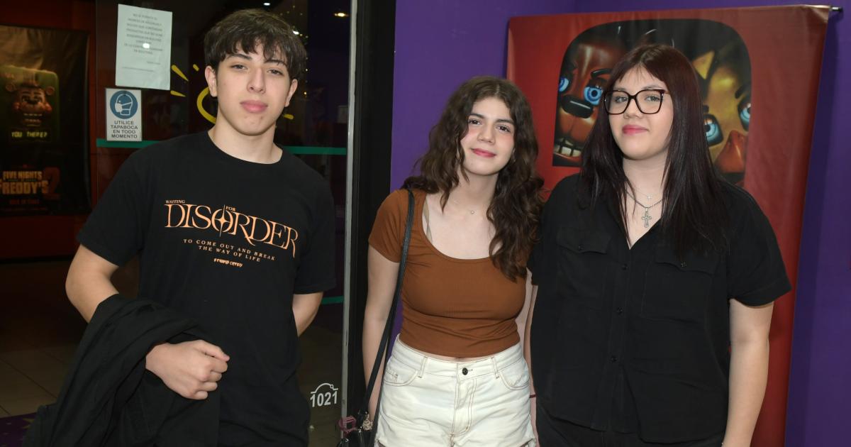 NOCHES DE PELIacuteCULA EN SANTIAGO