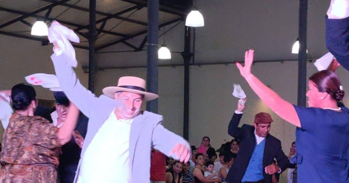 Antildeatuya- hoy cierran los shows callejeros con una gran cartelera