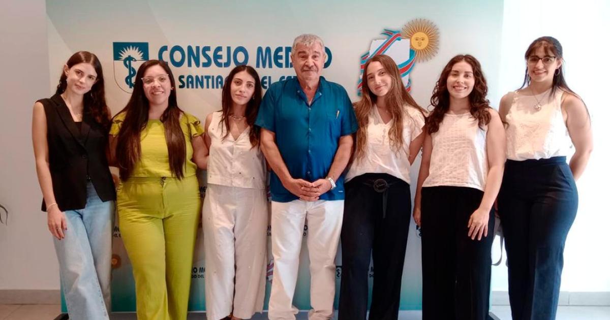 El Consejo Meacutedico de Santiago presentoacute a los nuevos matriculados