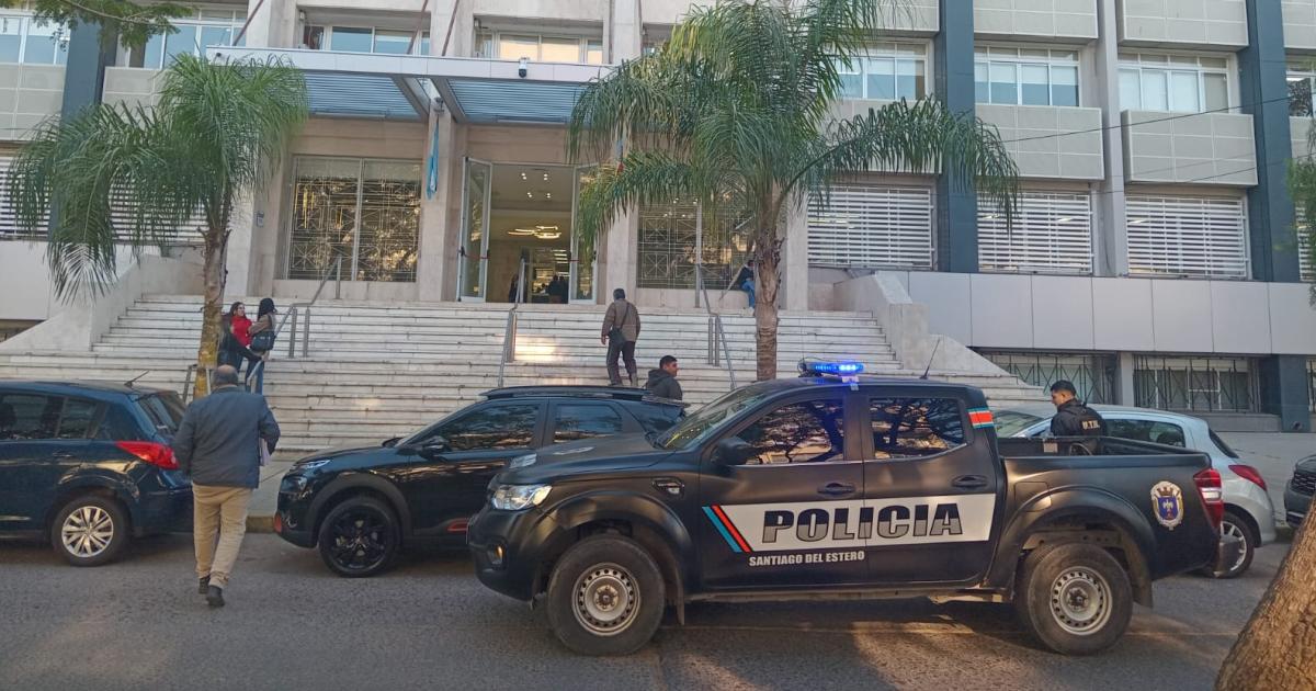 Investigacioacuten de Jefatura- un oficial sospechado presentoacute un pedido de eximicioacuten de prisioacuten